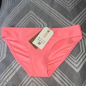 🌻NWT Billabong bikini bottoms!